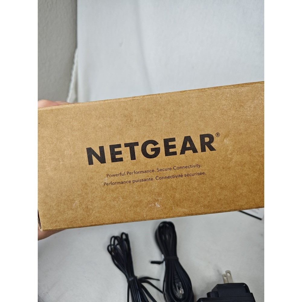 NETGEAR Nighthawk AX1800 Dual-Band WiFi 6 Router R6700AX Complete In Box - Picture 5 of 12